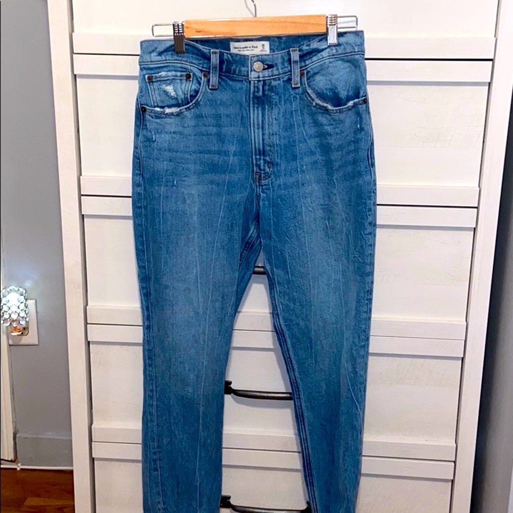 Abercrombie High Rise Mom Jeans
